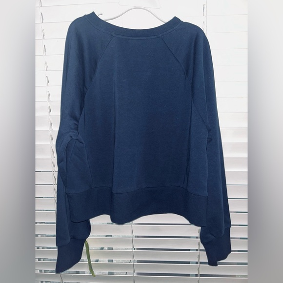 Women’s Navy Baja Sweatshirt - Picture 4 of 6